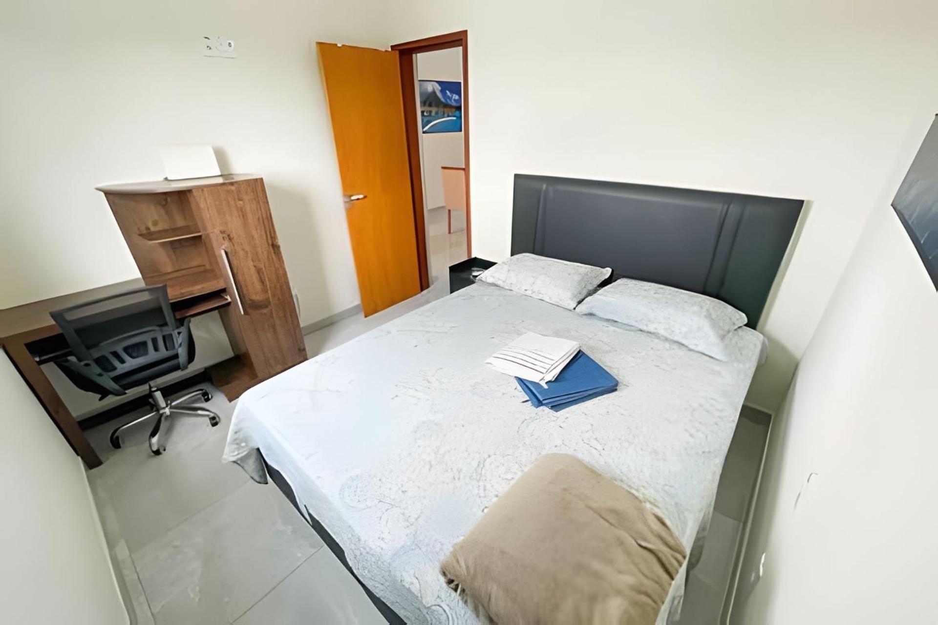202- Apartamento De 2 Quartos Para Ate 5 Hospedes Patos de Minas Exterior photo